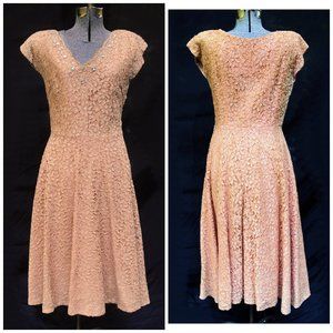 VTG 50s 60s Prima NY Peach Lace Party Prom Dress w/ Rhinestones 120" Sweep MED